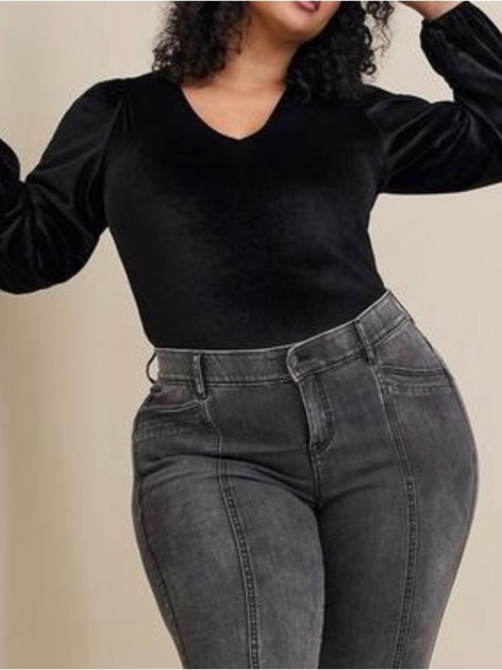 NWT Size 4 Torrid Black Velvet V-Neck Puff Sleeve Bodysuit